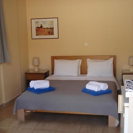 Mema'S Apartment Agia Efimia Екстериор снимка