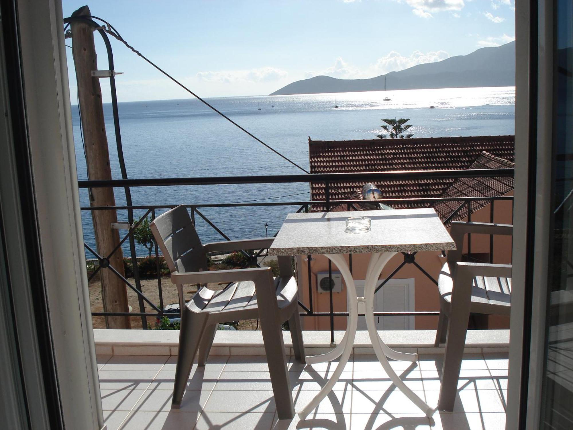 Mema'S Apartment Agia Efimia Стая снимка