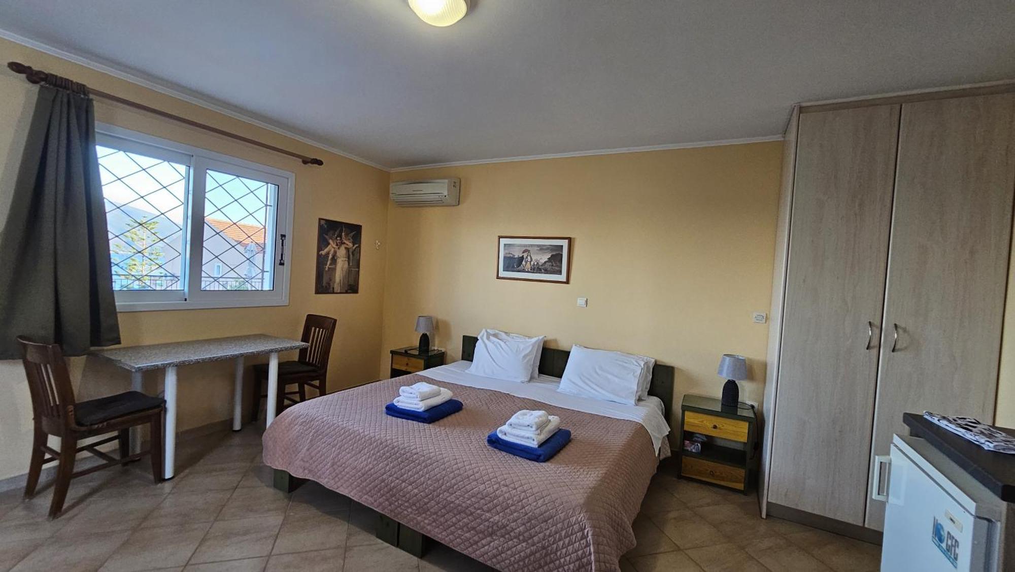 Mema'S Apartment Agia Efimia Стая снимка